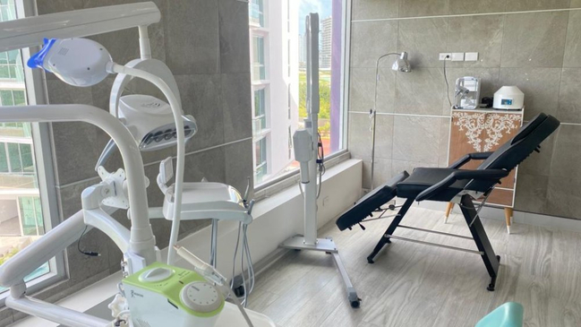 Slider image (2) Symmetry Clinics